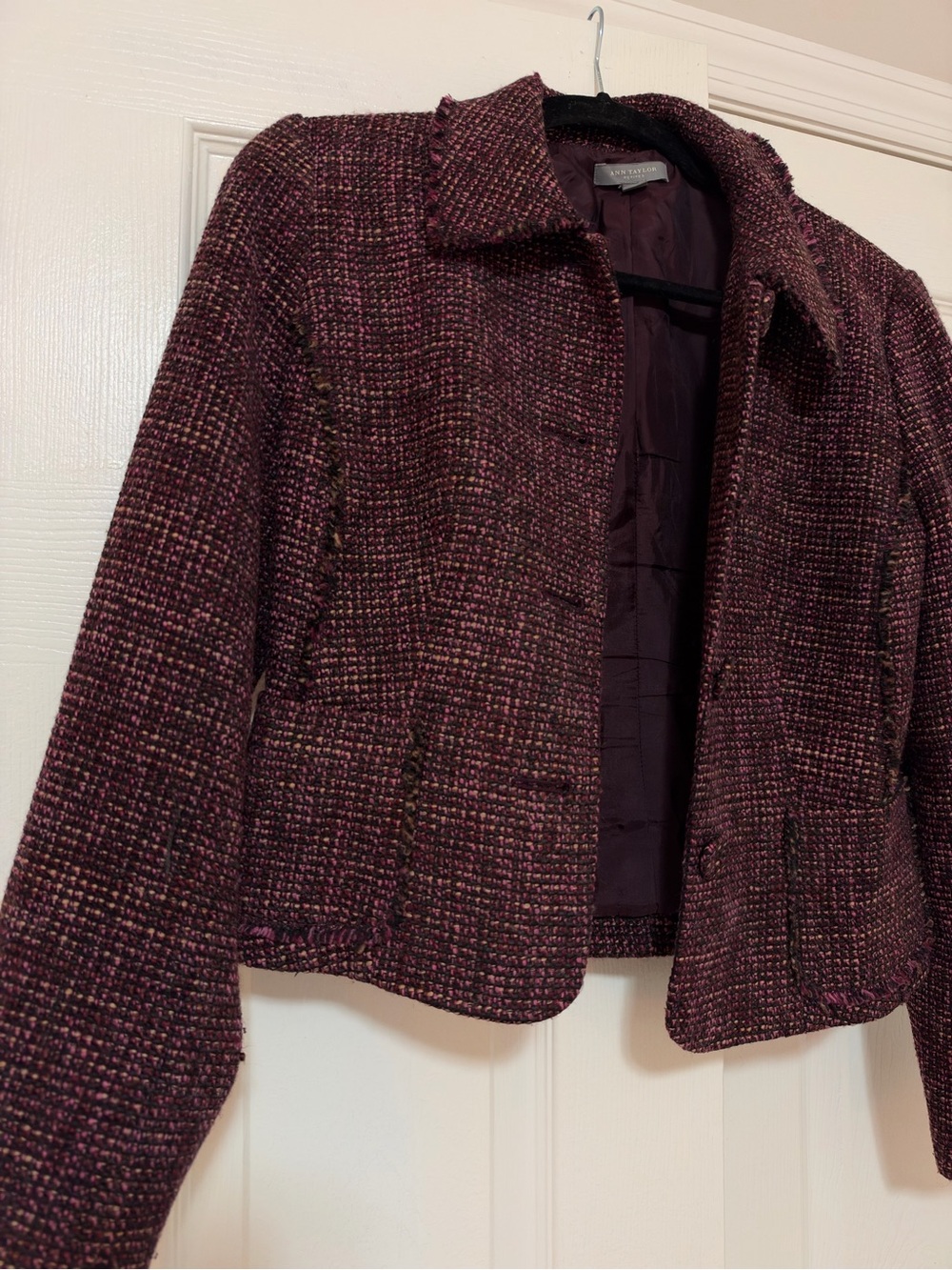 Ann Taylor Plum Purple Tweed Cropped Blazer, Size 4 Petite - Picture 2 of 5